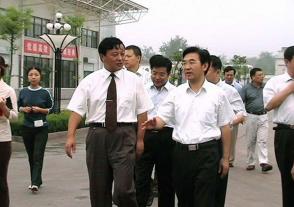 2005年8月31日，时任江苏省副省长，现任第十四届全国政协常委、农业和农村委员会副主任张桃林视察MK体育在线登录。
