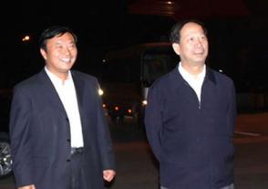 2011年10月15日，时任江苏省委副书记、组织部长，现任中共中央政治局委员、中央统战部部长石泰峰视察MK体育在线登录。